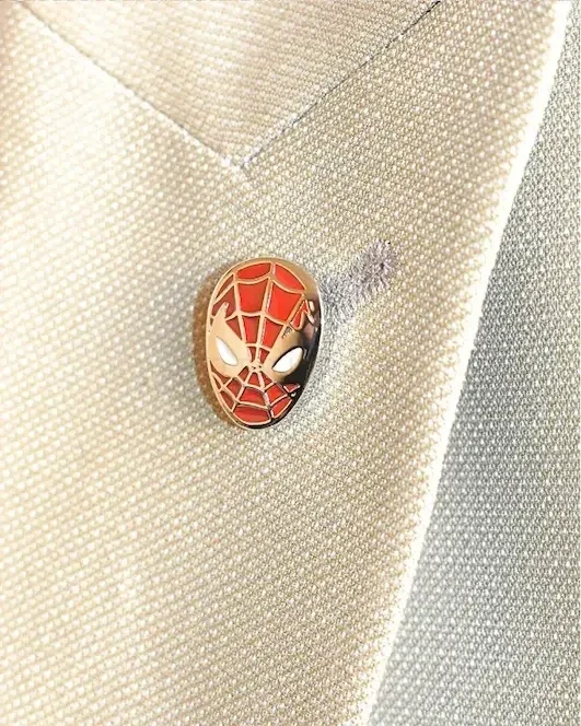 Spider-Man Mask Lapel Pin forhim.ke