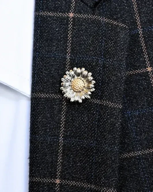 Silver & Gold Daisy Lapel Pin forhim.ke