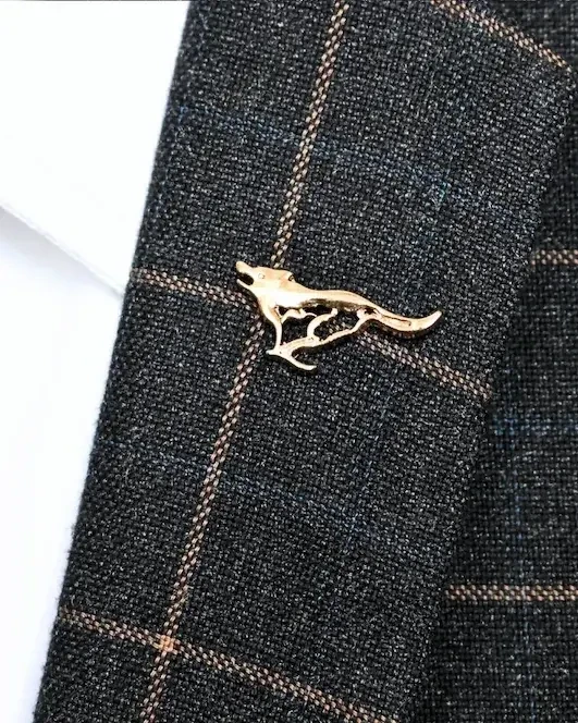 Gold Wolf Lapel Pin